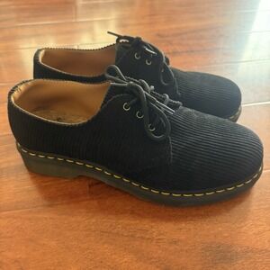 Dr. Sold na Martens Men's Size Medium US Black Corduroy Dress Shoes Duchess